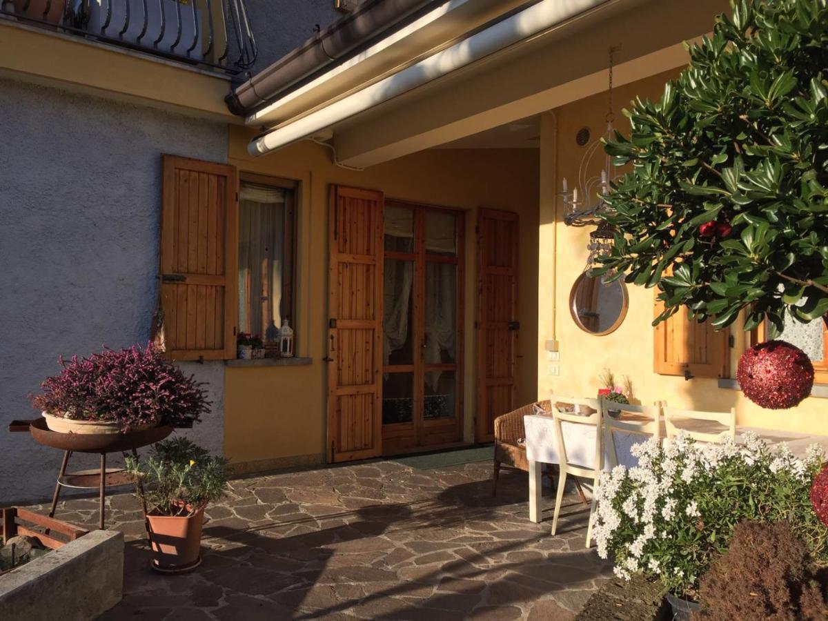 B & B Da Giusy Corte Franca Eksteriør billede