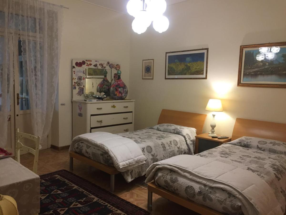 B & B Da Giusy Corte Franca Eksteriør billede